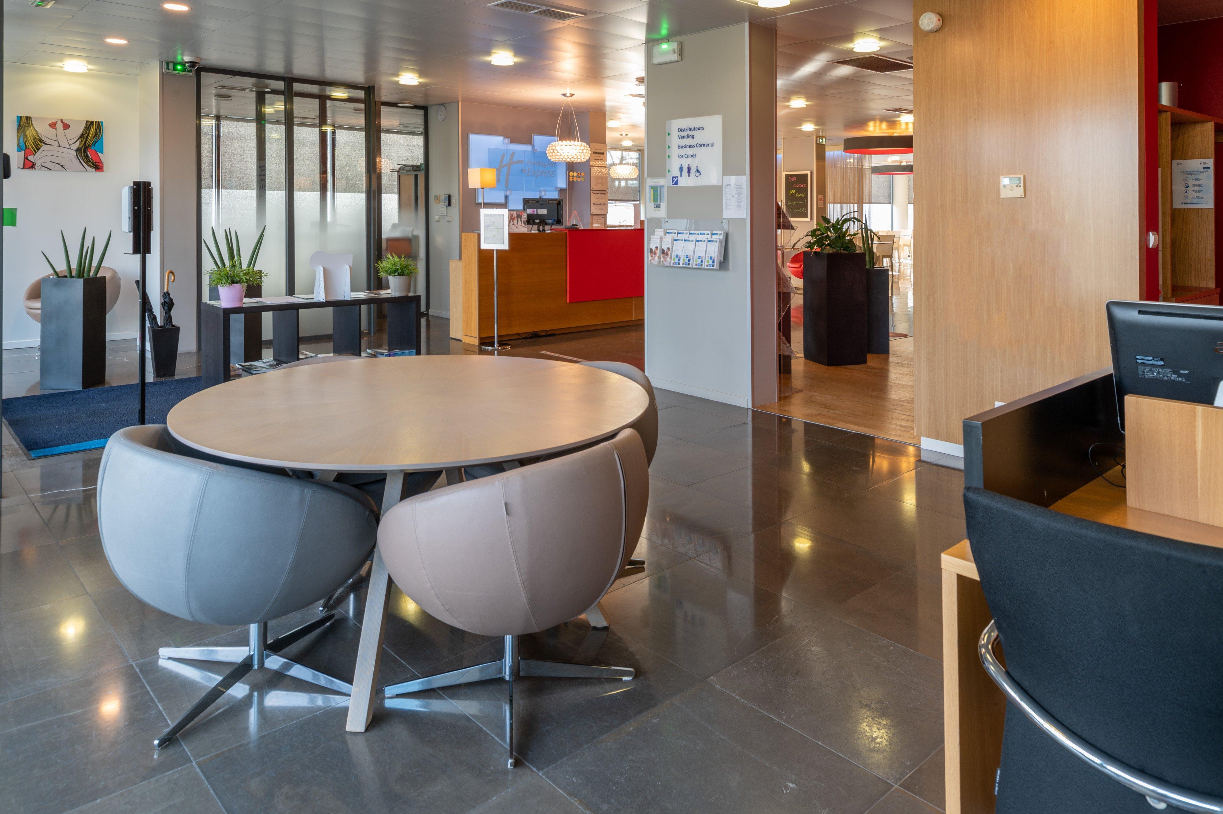 Holiday Inn Express Saint-Nazaire By Ihg Exteriör bild