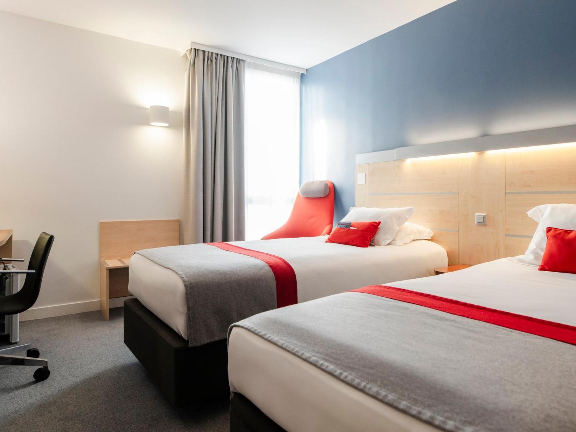 Holiday Inn Express Saint-Nazaire By Ihg Exteriör bild