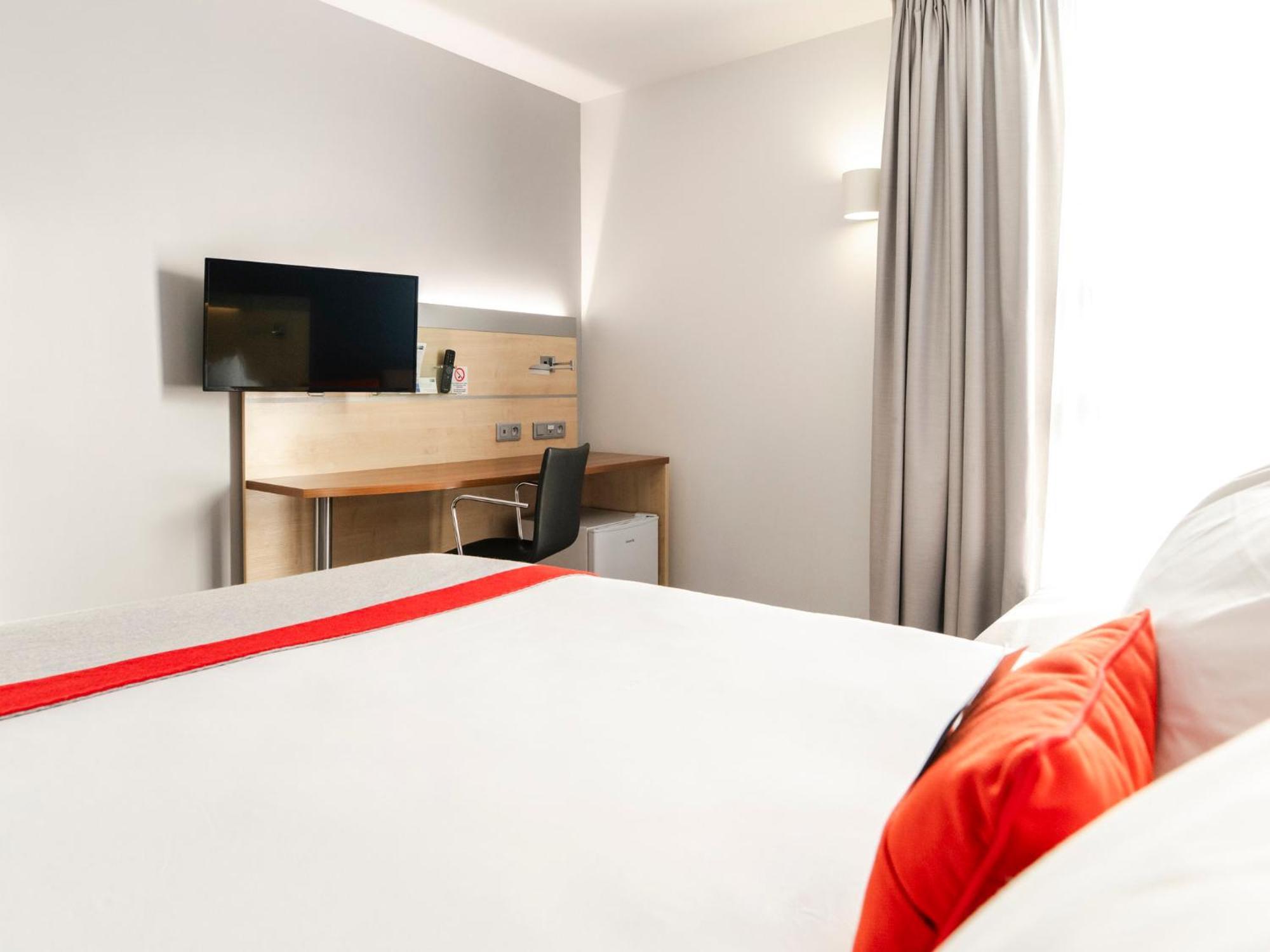 Holiday Inn Express Saint-Nazaire By Ihg Exteriör bild