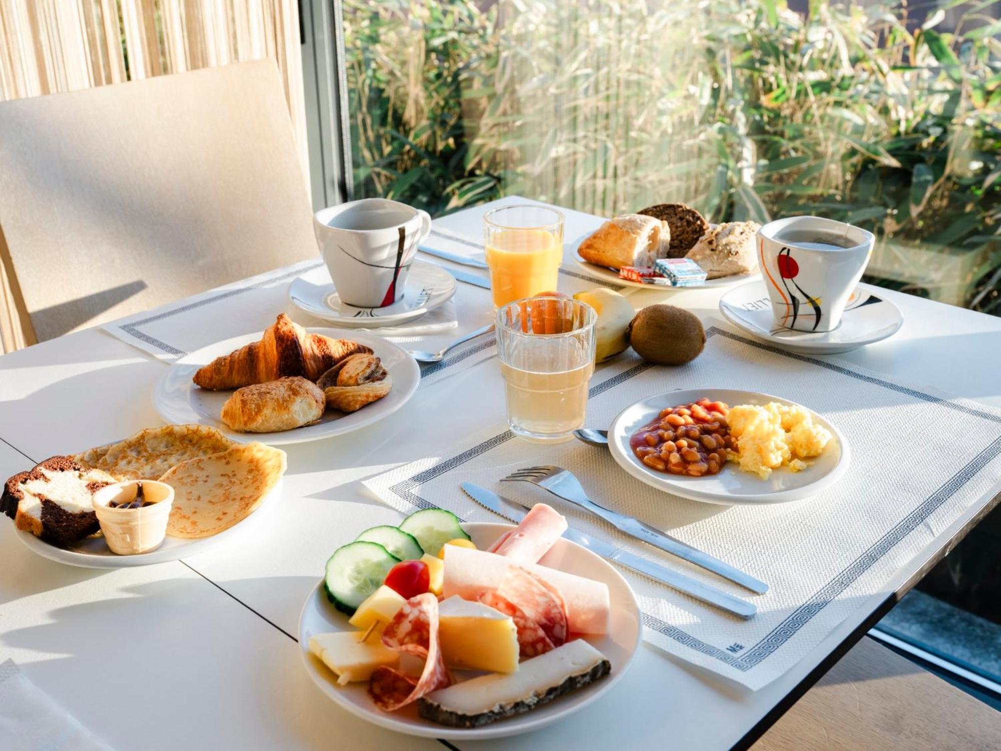 Holiday Inn Express Saint-Nazaire By Ihg Exteriör bild